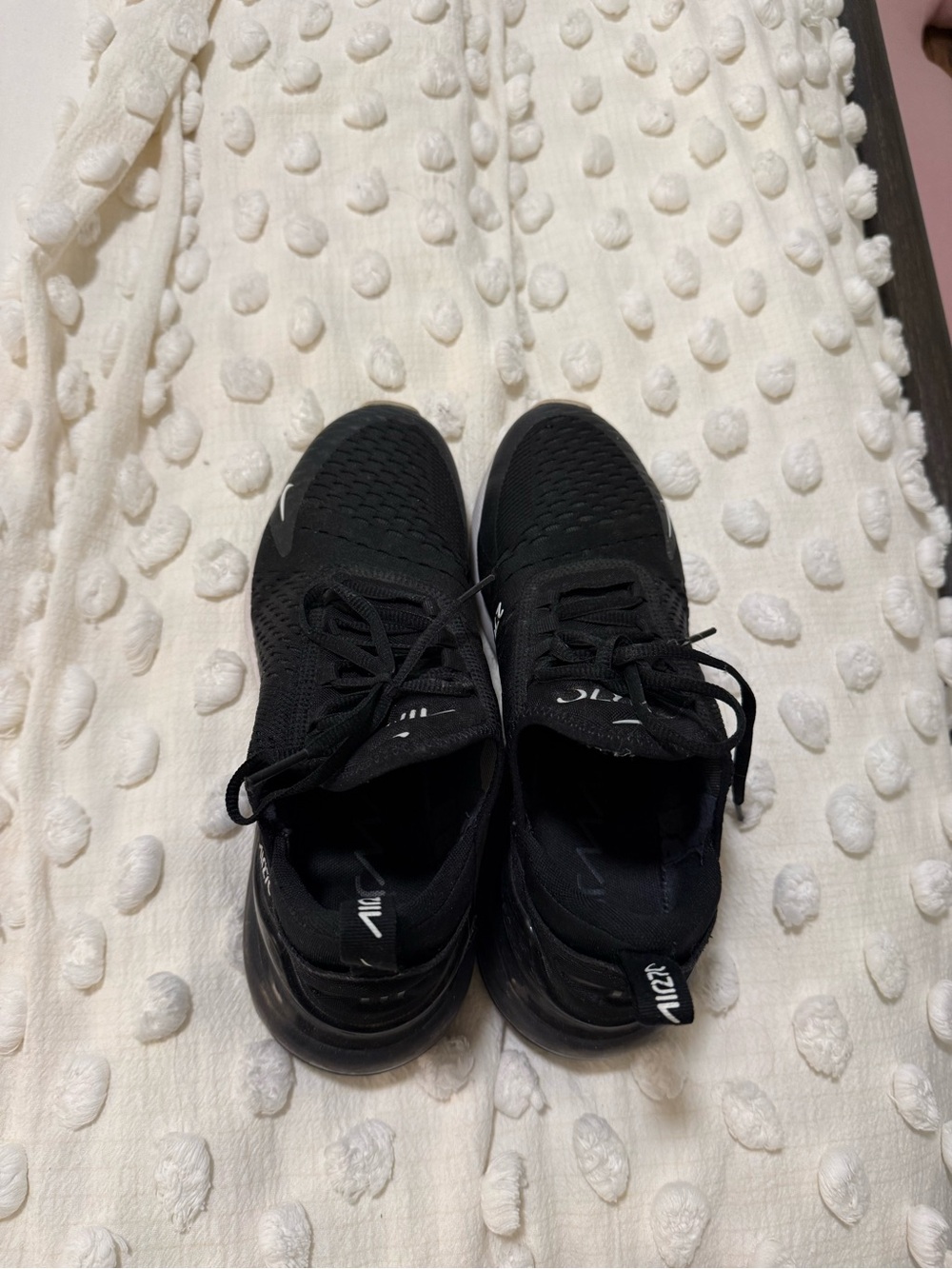 Nike Black Knit Running Sneakers with Air Cushion